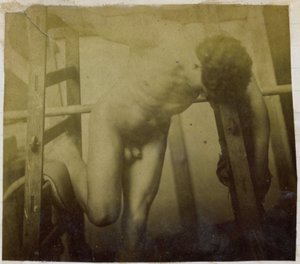 Studie av en mannlig nakenmodell, lent fremover i et trestillas, i studioet til Jacques de Lalaing av Jacques Lalaing (attributed to)