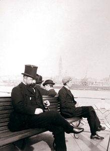 Passasjerer på en ferge, Rotterdam, 1898. av James Batkin