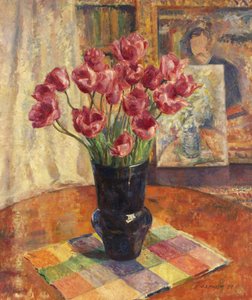 Tulipaner i en blå skål