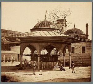«Fontene på gårdsplassen ved Hagia Sofia» av James Robertson