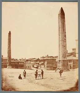 «Obelisker på hippodromen» [Istanbul. Hippodromen foran Den blå moskeen med to obelisker - i forgrunnen Theodosius-obelisken] av James Robertson