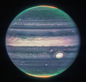 Webbs Jupiter-bilder viser frem Auroras, Hazes