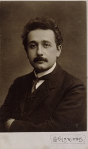 Carte-de-visite-portrett av Albert Einstein tatt i Praha i 1912, 1912