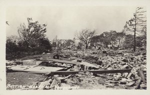 Etterdønningene av det store Kanto-jordskjelvet, Japan, 1923 av Japanese Photographer