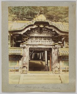 Chinese Gate, Tōshō-gū, Nikko, Japan (håndfarget svart/hvitt-bilde) av Japanese Photographer