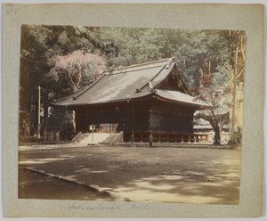 Futa-ara-tempelet, Nikko, Japan (håndfarget svart/hvitt-bilde) av Japanese Photographer