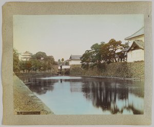 Imperial Castle, Tokyo, Japan (håndfarget svart/hvitt-bilde) av Japanese Photographer