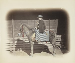 Mann på en hest (håndfarget s/h-bilde)