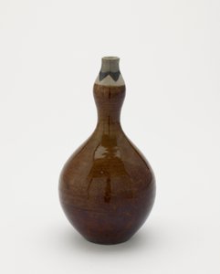 Kalebassformet sakeflaske, Nagayo, Nagasaki prefektur, Edo-perioden, tidlig på 1700- og begynnelsen av 1800-tallet (keramikk) av Japanese School
