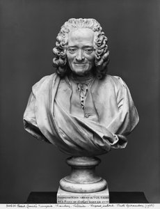 Byste av Voltaire (marmor)