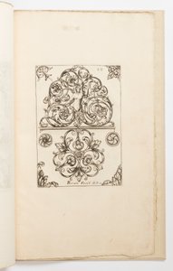 Plate 12, fra Diverses pièces de serruriers (Ulike design for låsesmeder) av Jean Bérain the Elder