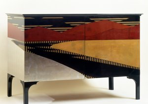 Lakkert skap i art deco-stil (kommode)