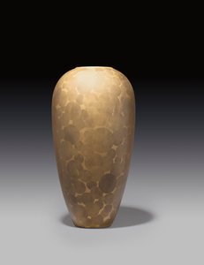 Vase, ca. 1925 (lakkert metall)