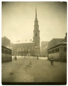 Park Street Church, USA, ca. 1902-10 (foto av gelatinsølv) av Jessie Tarbox Beals