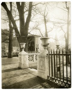 Shaw Memorial, Boston, USA, ca. 1902-10 (foto av gelatinsølv) av Jessie Tarbox Beals