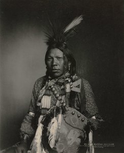 Driver Medicine, Arapahoe, 1898-1899. av John K. Rose