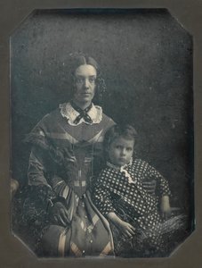 Elizabeth Bakewell James og hennes sønn, Frank B. James, ca. 1846. av John Plumbe Jr..