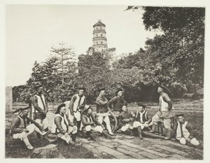 Tartarsoldater, ca. 1868. av John Thomson