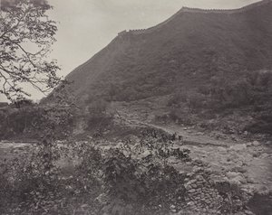 Utsikt over den kinesiske mur, ca. 1871. av John Thomson