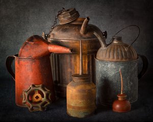 Vintage oljekanner