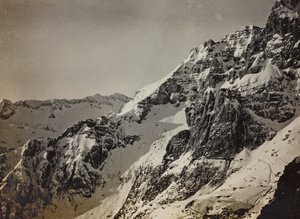 Album "Min verdenskrig - minner fra den sørvestlige fronten i Kärnten, Italia, Trentino-Alto Adige) 31/03/1915-12/11/ 1918 - Josef Zohles Wien ": Alpene (s/h foto) av Josef Zohles