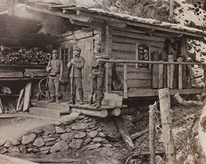 Album "Min verdenskrig - minner om den sørvestlige fronten i Kärnten, Italia, Trentino-Alto Adige) 31/03/1915-12/11/ 1918 - Josef Zohles Wien ": boligoffiserer (s/hv-foto) av Josef Zohles
