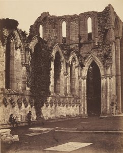 Fountains Abbey. Interiør i koret, 1850-tallet.