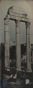Nordvestfasade, Castor og Pollux-tempelet, Roma, 1842. av Joseph Philibert Girault De Prangey
