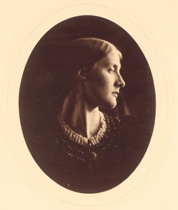 Mrs. Herbert Duckworth, april 1867. av Julia Margaret Cameron