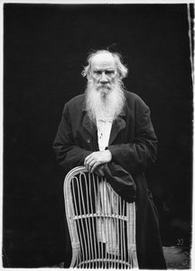 Leo Tolstoy, ca. 1908 (s/hvitt-bilde)