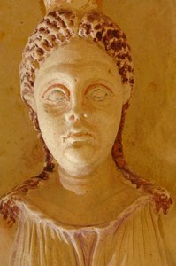 Historien om det bulgarske gullrushet, mm7384, Sveshtari-graven [#Begynnelsen av skytedataseksjonen…, 2006 (foto) av Kenneth Garrett