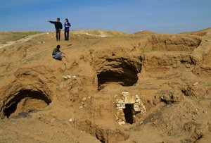 Shiqmim, ca. 4200 f.Kr., landsby fra kobberalderen med underjordisk lagring, Israel av Kenneth Garrett