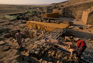 Urkesh, Hurritiske riket, Syria, 2400 f.Kr., Giorgio Buccellati, som dekker utgravninger, mudder…, 2004 (bilde) av Kenneth Garrett