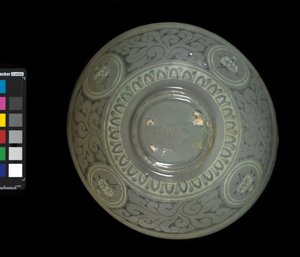 Skål med kraner og skyer, ca. 1150-1200 (celadonglasert steintøy) av Korean School