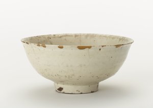 Tebolle (koraijawan), slutten av 1500-begynnelsen av 1600-tallet (porselen med gjennomsiktig glasur, reparasjoner av gulllakk) av Korean School