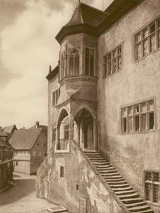 Dettelbach a Main, Rathaus; Dettelbach på hovedgaten, rådhuset (s/hvitt bilde) av Kurt Hielscher