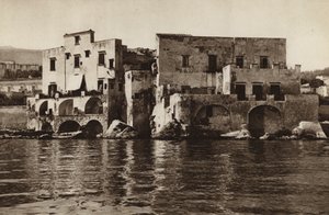 Italia: I Ischia Ponte (s/hvitt bilde) av Kurt Hielscher