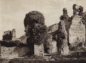 Italia: Ruinene av Ninfa (s/h-bilde) av Kurt Hielscher