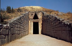 Inngangen til graven til Agamemnon kalt "Tresor d