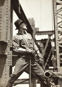 Kranfører på Empire State Building av Lewis Wickes Hine