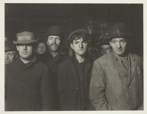  av Lewis Wickes Hine