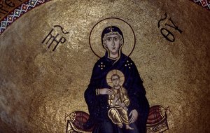 Mosaikk av jomfru Maria fra innsiden av Hosios Loukas-klosteret, Hellas, grunnlagt tidlig på 1000-tallet av Unbekannt Unbekannt