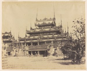 Amerapoora. Maha-Too-Lo-Bounghian Kyoung, 1855 (albumintrykk fra et vokset papirnegativ)