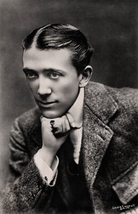 Gerald Du Maurier 1873-1934, engelsk skuespiller og teatersjef, tidlig på 1900-tallet.