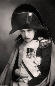 John Martin-Harvey 1863-1944, engelsk skuespiller, tidlig på 1900-tallet.