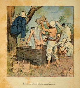 The War in Madagascar-Anecdotal History of the French Expeditions of 1885-1895 av Henri Galli dit Galllichet (1854-1922), illustrert av Louis Bombled (1862-1927): Lefebvre-bilene brukt som badekar av soldater i 1895 på Madagaskar, Privat samling av Louis Charles Bombled