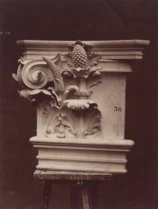 Ornamental skulptur fra Paris operahus (søyledetalj)