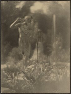 [Danser i hagen] av Louis Fleckenstein