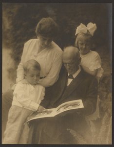  av Louis Fleckenstein