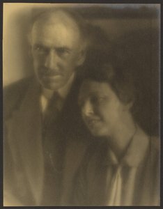  av Louis Fleckenstein